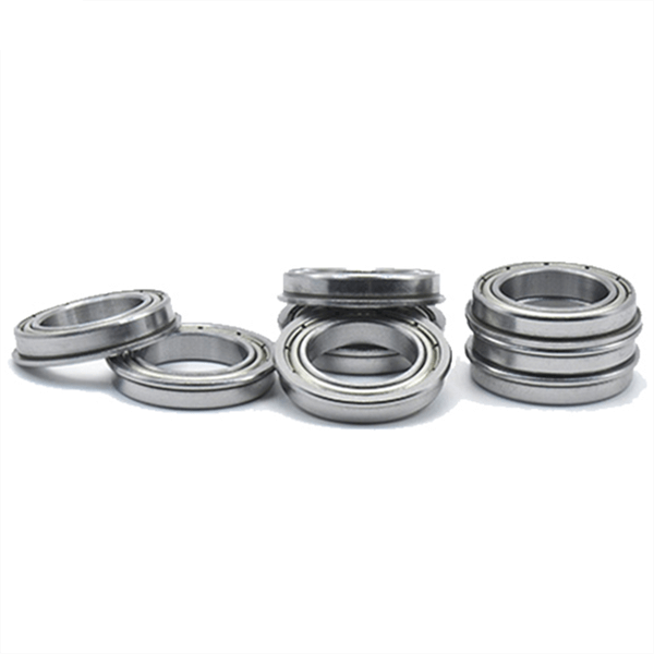 flanged roller bearing