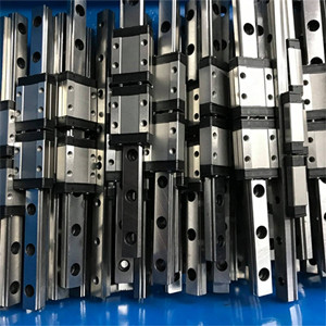 Features of Linear Roller LM Guideways Rail
